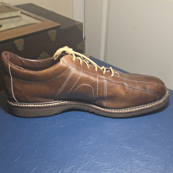 Allen Edmonds Brown Leather Oxfords main image 5